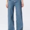 Imoo Low Rise Loose Wide Jeans – 90S Blue – Mittelblau Imoo Low Rise Loose Wide Jeans – 90S Blue – Mittelblau