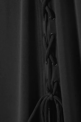 Ira Langes Schnürkleid – Schwarz Ira Langes Schnürkleid – Schwarz