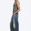 Jeans mit niedriger Leibhöhe, lockerer Passform und konisch zulaufendem Bein – Baltic Blue – Dunkelblau