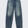 Jeans mit niedriger Leibhöhe, lockerer Passform und konisch zulaufendem Bein – Baltic Blue – Dunkelblau