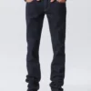 Jeans mit niedriger Leibhöhe und schmalem Bein – Blue Rinse – Dunkelblau Jeans mit niedriger Leibhöhe und schmalem Bein – Blue Rinse – Dunkelblau