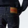 Jeans mit niedriger Leibhöhe und schmalem Bein – Blue Rinse – Dunkelblau Jeans mit niedriger Leibhöhe und schmalem Bein – Blue Rinse – Dunkelblau