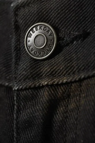 Karierte Twill-Hose mit niedriger Leibhöhe und geradem Bein – Dark Brown Haze