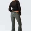 Katsumi Low Rise Slim Flared Leg Jeans – Desert Blue – Dunkelblau Katsumi Low Rise Slim Flared Leg Jeans – Desert Blue – Dunkelblau