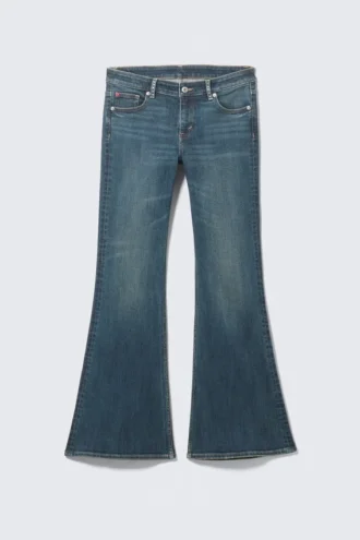 Katsumi Verzierte Low-Rise-Jeans mit schmalem, ausgestelltem Bein – Verziert Blau – Dunkelblau Katsumi Verzierte Low-Rise-Jeans mit schmalem, ausgestelltem Bein – Verziert Blau – Dunkelblau