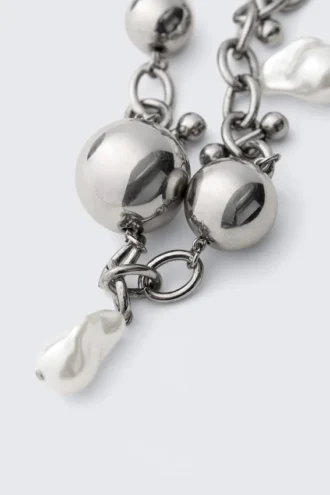 Kette mit klobigen Perlenanhängern – Silber