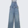 Klassische Latzhose aus Baumwoll-Denim – Frisches Blau – Mittelblau