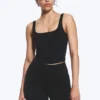 Kropptes Sport-Top – Schwarz Kropptes Sport-Top – Schwarz