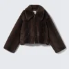 Kunstfell-Reißverschlussjacke – Dunkelbraun Kunstfell-Reißverschlussjacke – Dunkelbraun