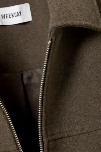 Kurze Jacke aus Wollmischung – Dunkelbraun