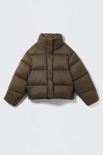 Kurze Oversize-Daunenjacke – Dunkelbraun