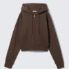 Kurzer Kapuzenpullover mit Reißverschluss – Dunkelbraun – Magic Kurzer Kapuzenpullover mit Reißverschluss – Dunkelbraun – Magic
