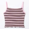 Kurzes geripptes Tanktop – dunkelrote Streifen