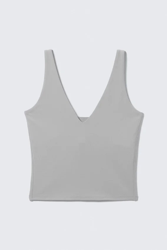 Kurzes Sport-Top mit tiefem Ausschnitt – Grau Kurzes Sport-Top mit tiefem Ausschnitt – Grau