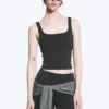 Kurzes Sporttop – Dunkelgrau Kurzes Sporttop – Dunkelgrau