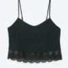 Kurzes Top mit Spitzenbesatz – Schwarz Kurzes Top mit Spitzenbesatz – Schwarz