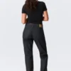 Laika-beschichtete Mid-Rise-Jeans mit geradem Bein – Indigo-Beschichtung – Dunkelblau
