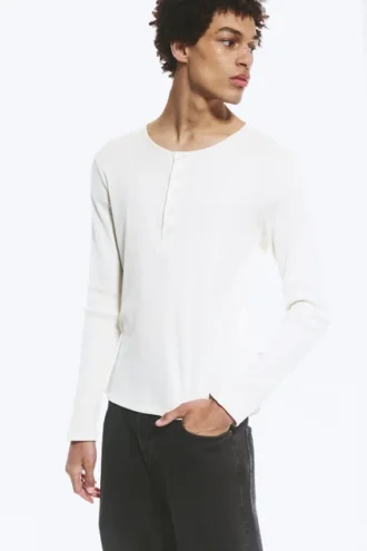 Langarm-Henley-T-Shirt – Staubweiß
