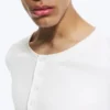 Langarm-Henley-T-Shirt – Staubweiß Langarm-Henley-T-Shirt – Staubweiß