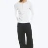 Langarm-Henley-T-Shirt – Staubweiß Langarm-Henley-T-Shirt – Staubweiß