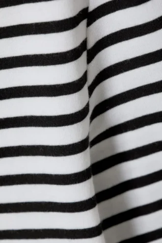Langarmshirt aus Baumwolle – Weiß – Schwarze Streifen