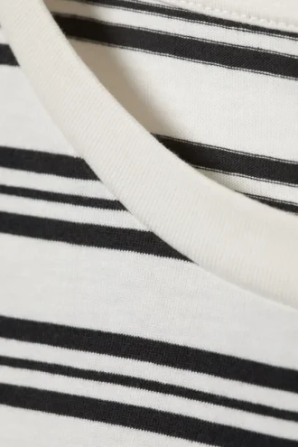 Langarmshirt aus Baumwolle – Weiß – Schwarze Streifen Langarmshirt aus Baumwolle – Weiß – Schwarze Streifen