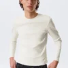 Langarmshirt mit Rippstrick – Dusty White Langarmshirt mit Rippstrick – Dusty White