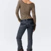 Langarmshirt mit schmalem Schnitt und U-Ausschnitt – beige/schwarz gestreift