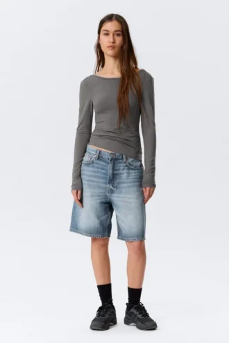 Langarmshirt mit tiefem Rückenausschnitt – Grau