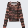Langarmshirt mit weitem Ausschnitt – Pink Blurred Stains Langarmshirt mit weitem Ausschnitt – Pink Blurred Stains