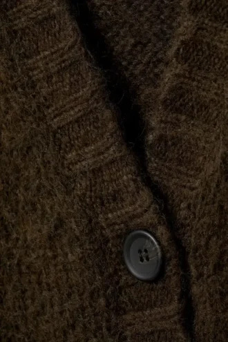 Lange Strickjacke mit V-Ausschnitt – Dunkelbraun