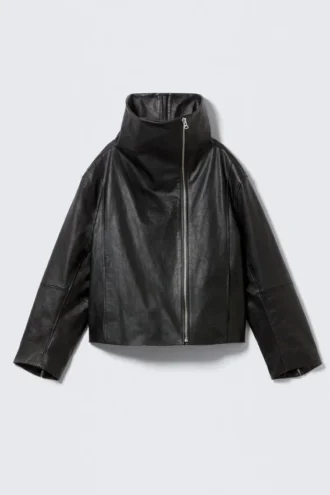 Lederjacke mit hohem Kragen – Schwarz Lederjacke mit hohem Kragen – Schwarz