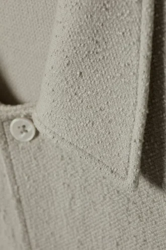 Locker geschnittenes Kurzarmhemd – Hellbeige