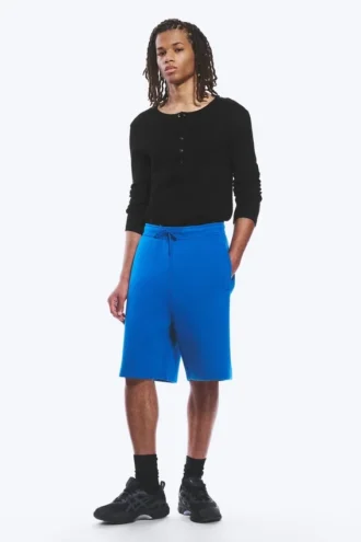 Locker sitzende Scuba-Shorts – Hellblau