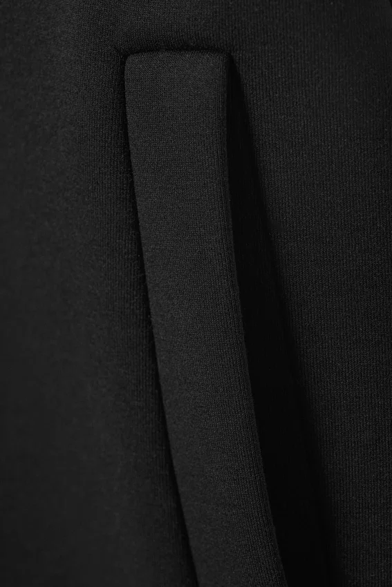 Locker sitzende Scuba-Shorts – Schwarz Locker sitzende Scuba-Shorts – Schwarz