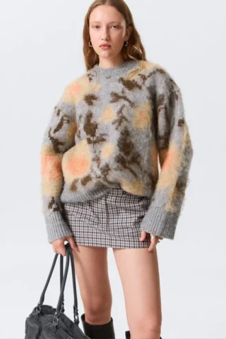Locker sitzender, gebürsteter Jacquard-Strickpullover – Grau meliert – Jacquard