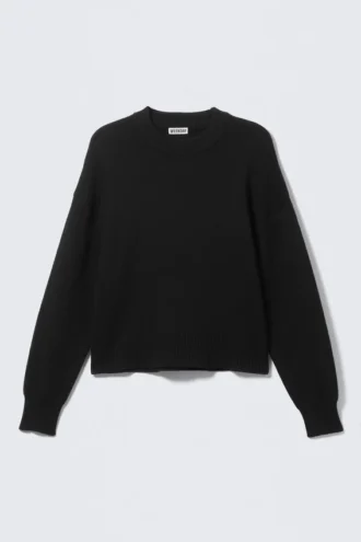 Locker sitzender, kastenförmiger Strickpullover – Schwarz