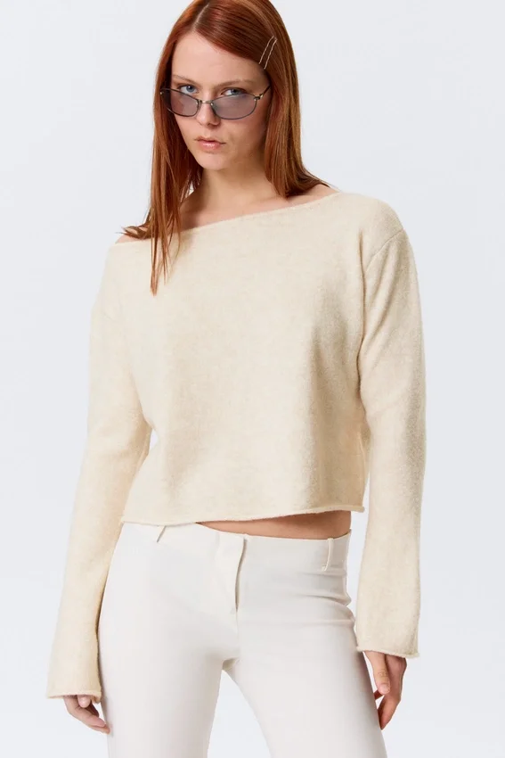Locker sitzender Pullover mit gerolltem Saum – Hellweiß Locker sitzender Pullover mit gerolltem Saum – Hellweiß
