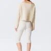 Locker sitzender Pullover mit gerolltem Saum – Hellweiß Locker sitzender Pullover mit gerolltem Saum – Hellweiß