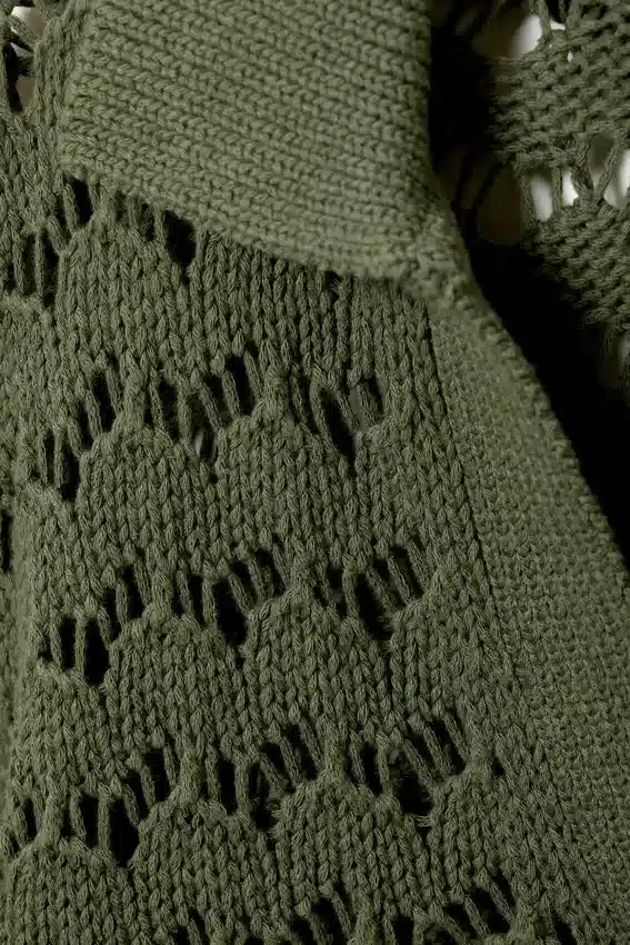 Locker sitzender Pullover mit offenem Strickmuster – Dunkelkhaki-Grün Locker sitzender Pullover mit offenem Strickmuster – Dunkelkhaki-Grün