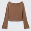 Locker sitzender Strickpullover mit U-Ausschnitt – Braun Locker sitzender Strickpullover mit U-Ausschnitt – Braun