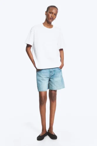 Locker sitzendes, kastenförmiges Baumwoll-T-Shirt – Weiß