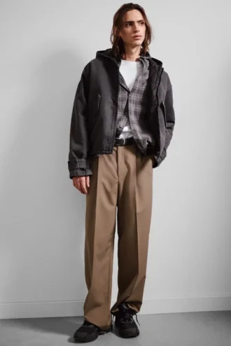 Lockere Canvas-Jacke mit Kapuze – Schwarz meliert Lockere Canvas-Jacke mit Kapuze – Schwarz meliert