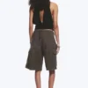 Lockere Cargo-Shorts mit niedriger Leibhöhe – gewaschen, dunkelgrau Lockere Cargo-Shorts mit niedriger Leibhöhe – gewaschen, dunkelgrau