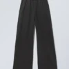 Lockere, gerade Frottee-Jogginghose – gewaschenes Dunkelgrau Lockere, gerade Frottee-Jogginghose – gewaschenes Dunkelgrau