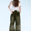Lockere Straight-Jeans mit normaler Taillenhöhe – Tiefgrün – Khakigrün | Cheap Monday GB Lockere Straight-Jeans mit normaler Taillenhöhe – Tiefgrün – Khakigrün | Cheap Monday GB