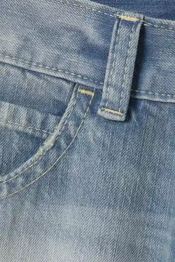 Lockere Straight-Jeans mit normaler Taillenhöhe – Whiped Blue | Cheap Monday GB Lockere Straight-Jeans mit normaler Taillenhöhe – Whiped Blue | Cheap Monday GB