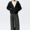 Lockerer Scuba-Kapuzenpullover mit hohem Kragen und Reißverschluss – Schwarz Lockerer Scuba-Kapuzenpullover mit hohem Kragen und Reißverschluss – Schwarz