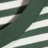 Lockeres, kastenförmiges Langarm-T-Shirt – weiße und dunkelgrüne Streifen