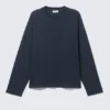 Lockeres, kastenförmiges Langarmshirt – Dunkelblau Lockeres, kastenförmiges Langarmshirt – Dunkelblau